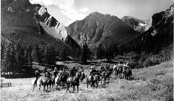 blog-b_w_photo_outside_corrals-ed